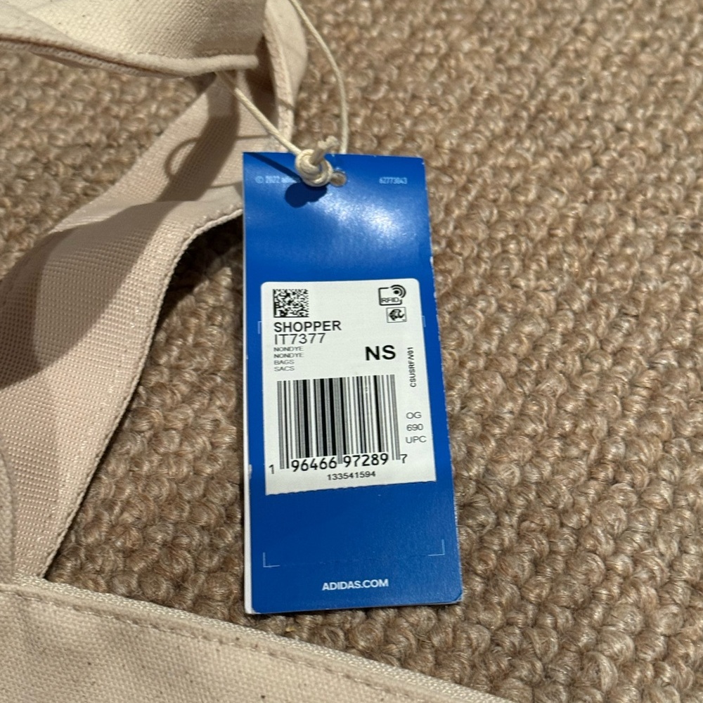 *BRAND NEW* Adidas Cream Tote with Green Floral Design - Picture 4 of 7